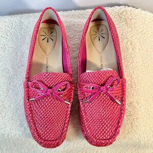 Isaac Mizrahi Pink Snake Skin Loafers, Slip-On Flats with Bow Detail Size 9.5 W